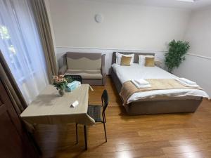 Therme Airport Resort