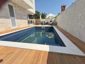 Vila Regina Apartment Paloma with Swimming Pool