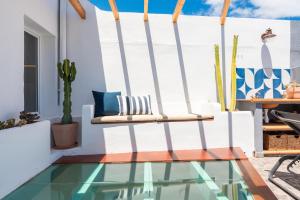 Luminous loft apartment next to the Atlantic Ocean