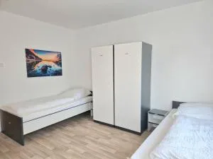 Meribu W18-20 Wohnung für Monteure und Arbeiter - Bottrop