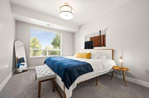 Cozy Getaway Near City Center