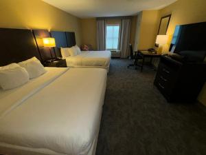 Comfort Inn & Suites Lexington Park near Pax River