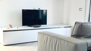 M411 - Marcelli, nuovo trilocale con corte privata