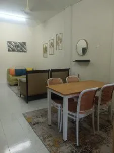 Madana homestay pasir puteh - Kampong Kok Lanas