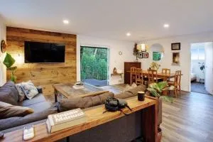 Fun in the Sun with BBQ, Kayak and Fire Pit - Awhitu