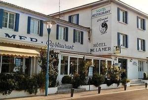 Hotels Hotel De La Mer : photos des chambres