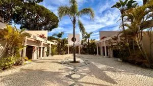 Seventies by Check-in Portugal - Ferrarias