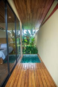 Scenic Volcano Villas with Hot Tub