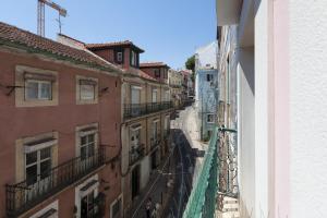 FLH Portas do Sol White Design Flat