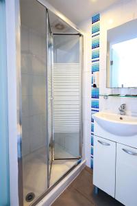 Mikes Kanarium City Hotel