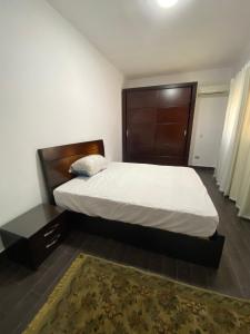 90m Roof 2 bedrooms apartment 5th settlement walking distance from AUC