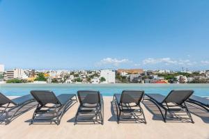 Beautiful brand new 1bd apt in the heart of Playa