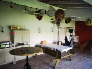 Sejours chez l'habitant Le chat bleu suite parentale chez l habitant cuisine partagee : photos des chambres