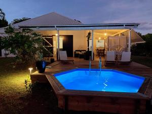 Villa Eli -6pers- piscine - Vily, Petit-Bourg