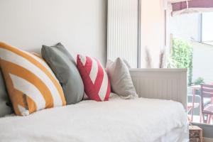 Appartements Secret Garden joli cottage renove proche mer : photos des chambres