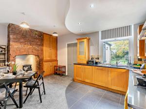 3 Bed in Wilsden 93627