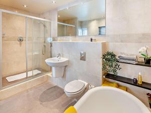 3 Bed in Wilsden 93627