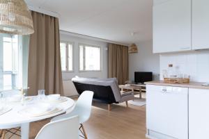 Stylish 66m2 apartment with private sauna and balcony