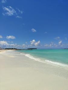 Ithaa Beach