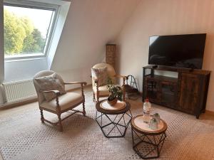 Grosses 2 Zi-DG in grüner Idylle!