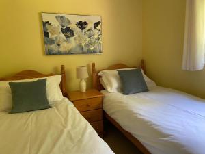 Chalet 64, Lakeside, Glan Gwna Holiday Park