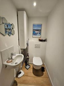 Maisons de vacances Maisonnette a Batz sur Mer centre 8min des plages a pieds : photos des chambres