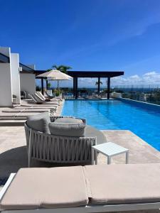 Luxury 1BR in Serenada Building