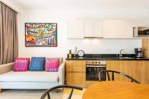 Luxury 1BR in Serenada Building