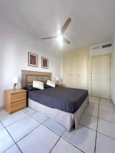 Ático junto al Mar,Acceso directo a la playa,Jardines de Nuevo Vera,WIFI