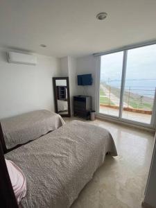 Departamento de lujo con vista al mar