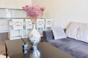 Central Stylish Well Equiped Apartments - Self Check-in