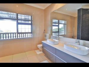 Sandton 6 Bedroom Luxury Home