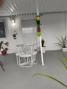 Black & White Comfort Studio - Bairoa