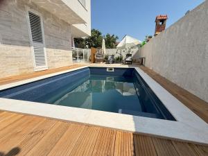 Vila Regina Apartment Regina with Swimming Pool