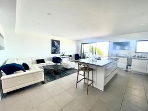 Villas Villa Pietrosella, vue sur la baie d-Ajaccio : photos des chambres