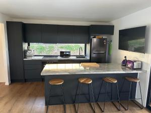 Among The Trees Guest Suite