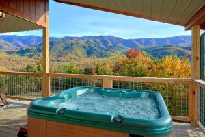 Grand View 40-Acre Secluded Retreat w Theater