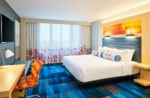 Aloft, Guest room, 1 King room in Aloft South Bend