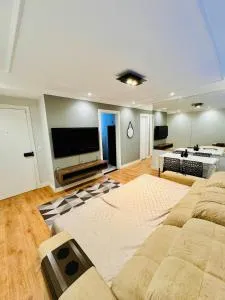 Apto 3 quartos, garagem, ar condicionado - Cambé