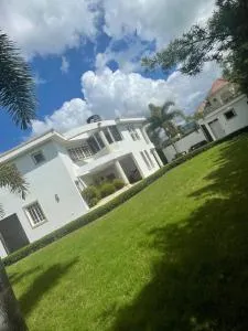 Bienvenido a su casa - 拉维加