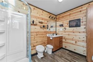 Off Grid Cozy Private Cabin