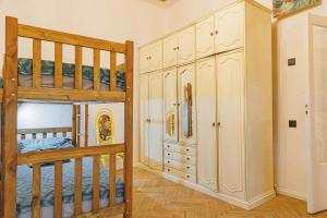 The Roses Home for Women