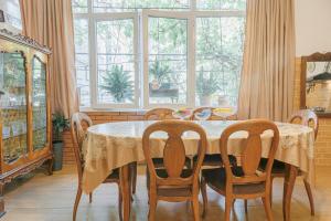 The Roses Home for Women