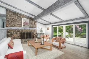 Charming Country Retreat - Ridgefield