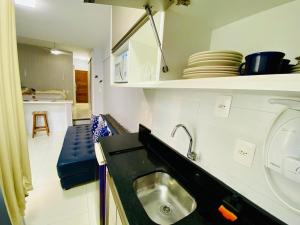 Flat na Barra - Localização privilegiada, beira mar