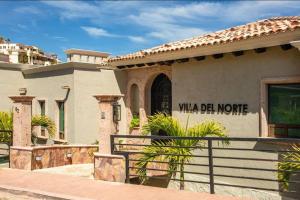 Villa de 6 Recámaras con Vistas al Mar en Pedregal