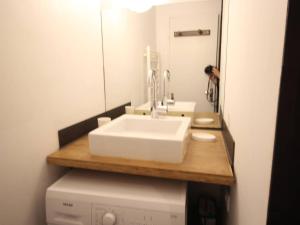 Centre-ville Bagnères-de-Luchon T2 avec balcon, WiFi, animaux admis - FR-1-313-233