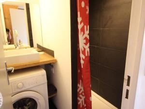 Centre-ville Bagnères-de-Luchon T2 avec balcon, WiFi, animaux admis - FR-1-313-233