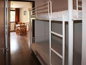 Studio 6 personnes au pied des pistes avec balcon - FR-1-322-635