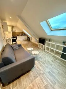 Appartement T2 Duplex N4, Proche Naval Group et Centre Ville - La Bucaille